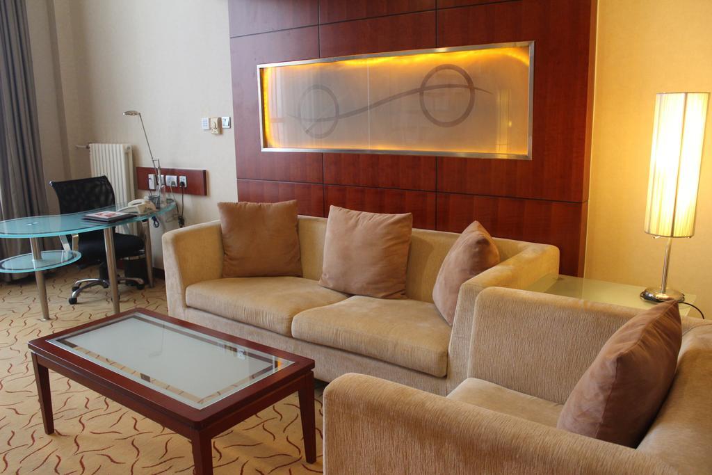 Ariva Beijing West Hotel Exteriör bild